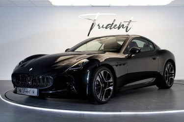 Voitures Neuves Stock Maserati Granturismo Electrique 560 Kw 750 Ch Folgore À La Roche-Sur-Yon