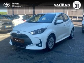 Voitures D'occasion À Chambourcy | Toyota Yaris 116H Dynamic Business 5P + Programme Beyond Zero...