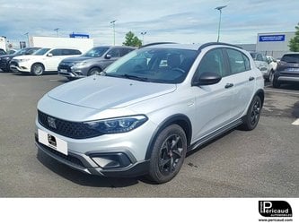 Voitures Occasion Fiat Tipo Ii Cross 1.0 Mca Pack Turbo 1.0 Gse 100 Ch S&S À Angoulême