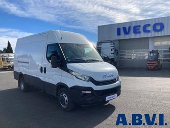 Vehicules-Industriels Occasion Iveco 35C14 140Cv 12M3 Boite Automatique Attelage Clim Auto Roues Jumellees À Perpignan