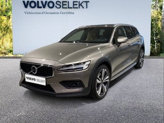 Voitures Occasion Volvo V60 Ii B4 Awd 197 Ch Geartronic 8 Cross Country Pro À Lyon
