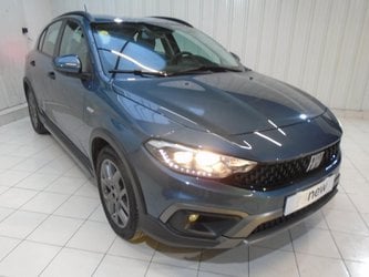Voitures Occasion Fiat Tipo Cross 5 Portes Cross 1.3 Multijet 95 Ch S&S À Pithiviers