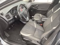 Voitures D'occasion À Lescar | Volvo V40 Ii D2 Adblue 120 Ch Momentum 5P