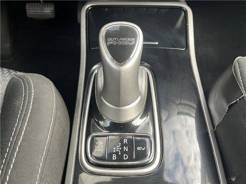 Voitures Occasion Mitsubishi Outlander 2.4L Phev Twin Motor 4Wd Intense À Mérignac
