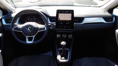 Voitures Occasion Renault Captur Ii Mild Hybrid 140 Techno Fast Track À Auch