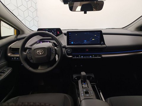 Voitures 0Km Toyota Prius V Hybride Rechargeable 223Ch Dynamic À Saint Laurent Des Vignes
