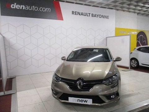 Voitures Occasion Renault Mégane Megane Iv Iv Berline Tce 130 Energy Zen À Biarritz