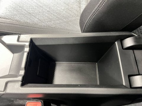 Voitures D'occasion À Lormont | Bmw Série 1 Serie 1 F70 120 170 Ch Dkg7 M Sport Design