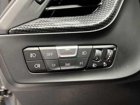 Voitures D'occasion À Lormont | Bmw Série 1 Serie 1 F40 118I 136 Ch Dkg7 M Sport