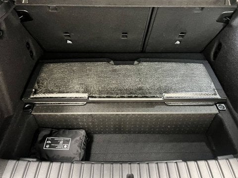 Voitures D'occasion À Lormont | Bmw Série 1 Serie 1 F70 120 170 Ch Dkg7 M Sport Design