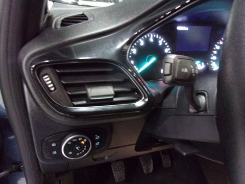 Voitures Occasion Ford Fiesta 1.0 Ecoboost 95 Ch S&S Bvm6 Titanium À Noisiel