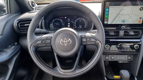 Voitures 0Km Toyota Yaris Cross Hybride 130H Awd-I Premiere À Brive La Gaillarde