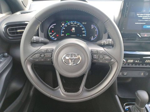 Voitures 0Km Toyota Yaris Cross Hybride 116H Awd-I Trail (Marchepieds Standardisés) À Brive La Gaillarde