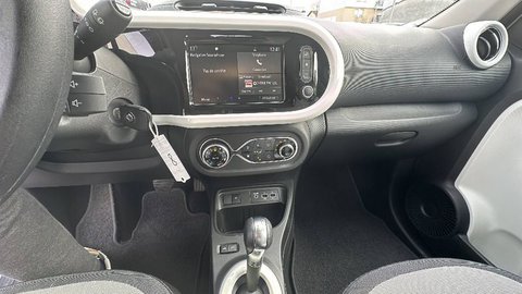 Voitures Occasion Renault Twingo Iii Achat Intégral Zen À Castelnau-D'estrétefonds