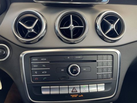 Voitures Occasion Mercedes-Benz Gla Classe 180 D Sensation À Muret