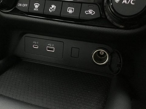 Voitures D'0Km À Chauray | Nissan Juke Ii Hybrid 143 Acenta