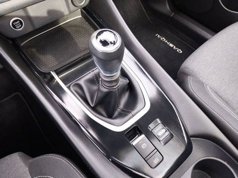 Voitures D'occasion À Chauray | Nissan Qashqai Iii Mild Hybrid 140 Ch N-Connecta