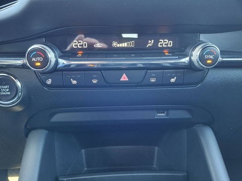 Voitures D'occasion À Chauray | Mazda Mazda3 5 Portes 2.0L Skyactiv-X M Hybrid 180 Ch Bva6 Sport...