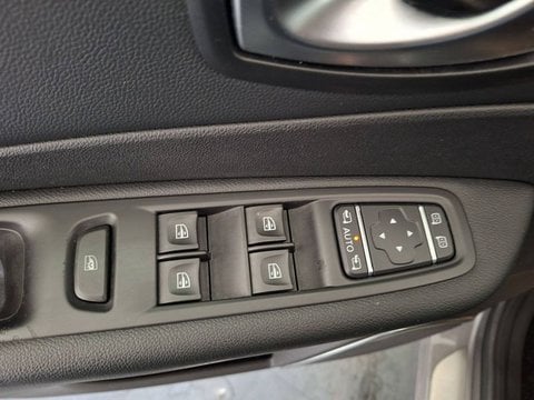 Voitures D'occasion À Tarbes | Renault Captur Dci 90 Sl Red Edition