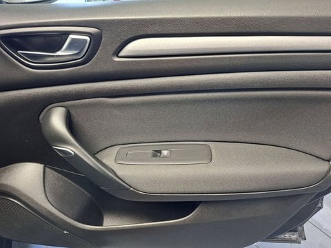 Voitures D'occasion À Tarbes | Renault Mégane Megane Iv Iv Berline Blue Dci 115 Edc - 20 Business