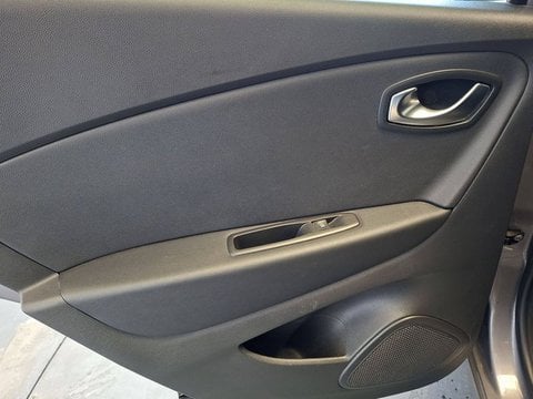 Voitures D'occasion À Tarbes | Renault Captur Dci 90 Sl Red Edition