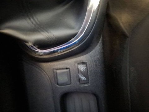 Voitures D'occasion À Tarbes | Renault Captur Dci 90 Energy Eco² Intens