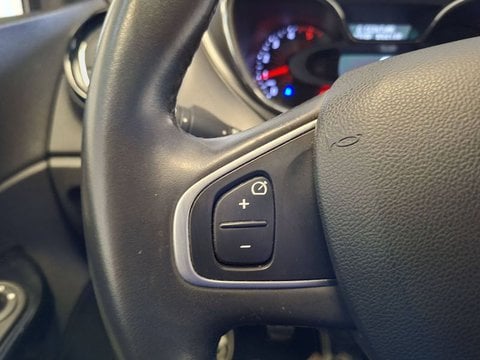 Voitures D'occasion À Tarbes | Renault Captur Dci 90 Energy Eco² Intens
