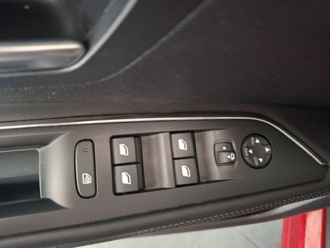 Voitures D'occasion À Tarbes | Peugeot 3008 Ii Hybrid 180 E-Eat8 Allure Pack