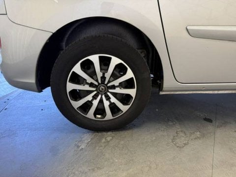 Voitures D'occasion À Tarbes | Renault Kangoo Ii Blue Dci 115 Intens