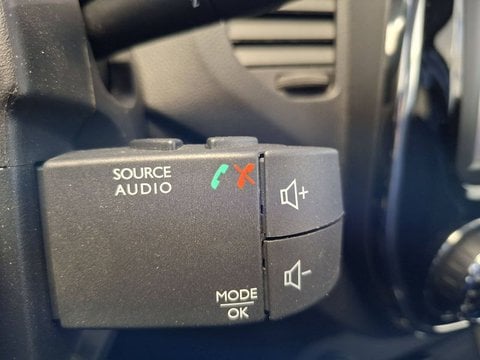 Voitures D'occasion À Tarbes | Renault Captur Dci 90 Energy Eco² Intens