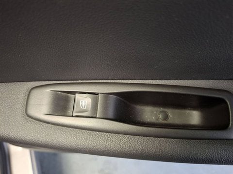 Voitures D'occasion À Tarbes | Renault Captur Dci 90 Sl Red Edition