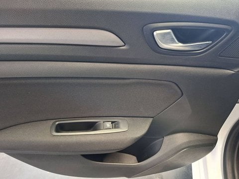 Voitures D'occasion À Tarbes | Renault Mégane Megane Iv Iv Berline Blue Dci 115 - 21N Business
