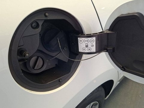 Voitures D'occasion À Tarbes | Renault Clio Tce 100 Gpl Evolution