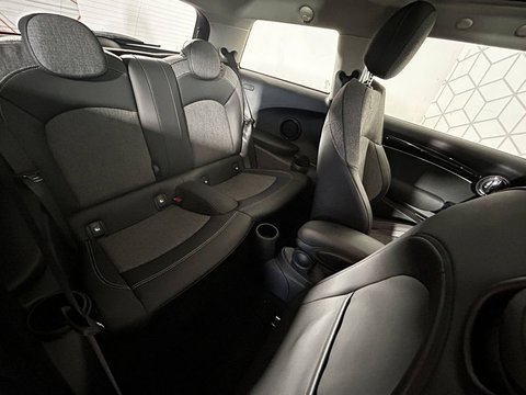 Voitures Occasion Mini Mini F56 Hatch 3 Portes Cooper Se 184 Ch Edition Camden À Tarbes