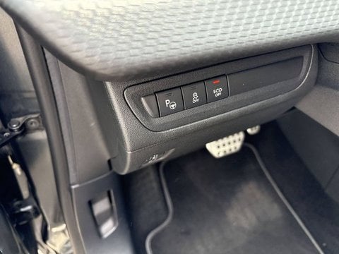 Voitures D'occasion À Tulle | Peugeot 208 1.2 Puretech 110Ch S&S Eat6 Féline