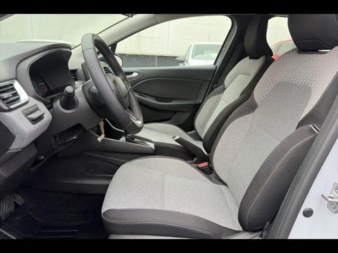 Voitures D'occasion À Avesnes-Sur-Helpe | Renault Clio 1.6 E-Tech 145Ch Full Hybrid Evolution - 24