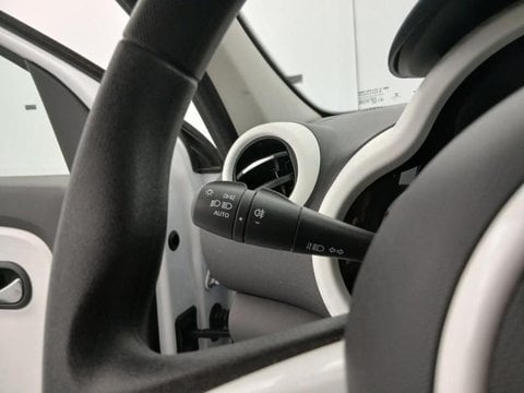Voitures D'occasion À Avesnes-Sur-Helpe | Renault Twingo E-Tech Electric Zen R80 Achat Intégral...