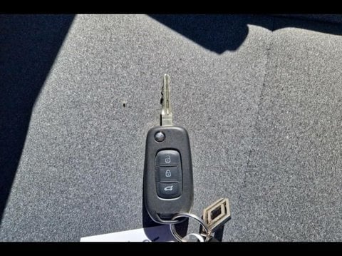 Voitures D'occasion À Avignon | Renault Clio 1.6 E-Tech 145Ch Full Hybrid Evolution