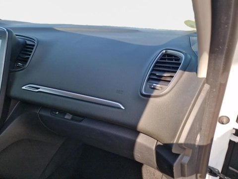 Voitures D'occasion À Avignon | Renault Scénic Scenic 1.7 Blue Dci 120Ch Business