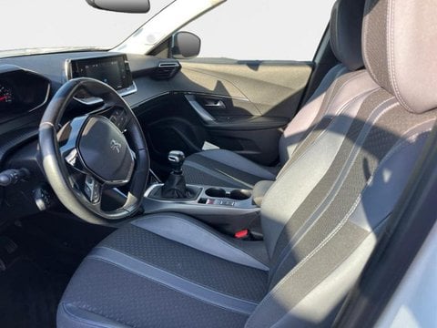 Voitures D'occasion À Avignon | Peugeot 2008 1.2 Puretech 100Ch S&S Allure 122G