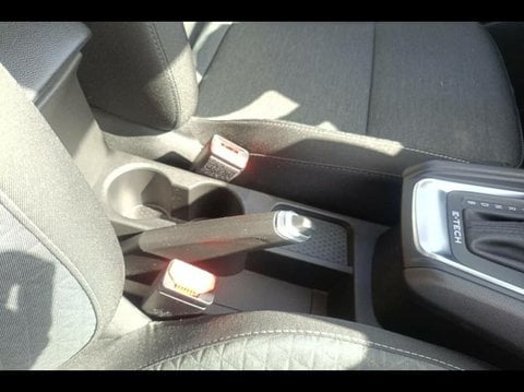 Voitures D'occasion À Avignon | Renault Captur 1.6 E-Tech Hybride 145Ch Evolution