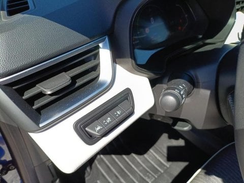 Voitures D'occasion À Avignon | Renault Clio 1.6 E-Tech Hybride 145Ch Techno