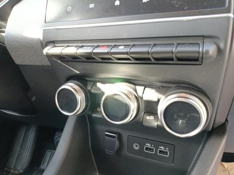 Voitures D'occasion À Avignon | Renault Clio 1.6 E-Tech 145Ch Full Hybrid Evolution - 24