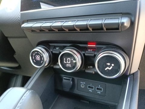 Voitures D'occasion À Avignon | Renault Clio 1.6 E-Tech Hybride 145Ch Engineered