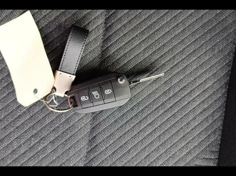 Voitures D'occasion À Avignon | Peugeot 2008 1.2 Hybrid 110Ch Style E-Dcs6