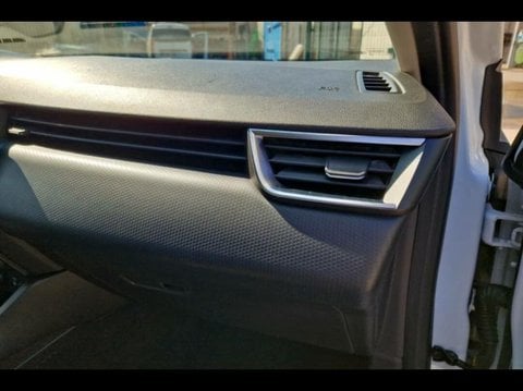 Voitures D'occasion À Avignon | Renault Clio 1.6 E-Tech Hybride 145Ch Evolution