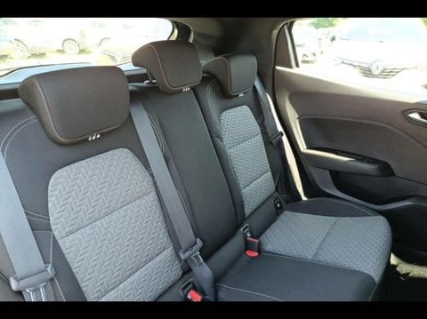 Voitures D'occasion À Avignon | Renault Clio 1.6 E-Tech Hybride 140Ch Limited -21N