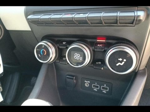 Voitures D'occasion À Avignon | Renault Clio 1.6 E-Tech Hybride 140Ch Limited -21N