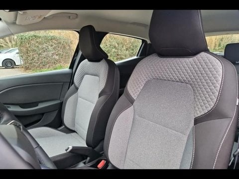Voitures D'occasion À Avignon | Renault Clio 1.6 E-Tech 145Ch Full Hybrid Evolution - 24