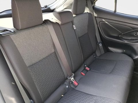 Voitures D'occasion À Avignon | Toyota Yaris Cross 116H Design Awd-I My22